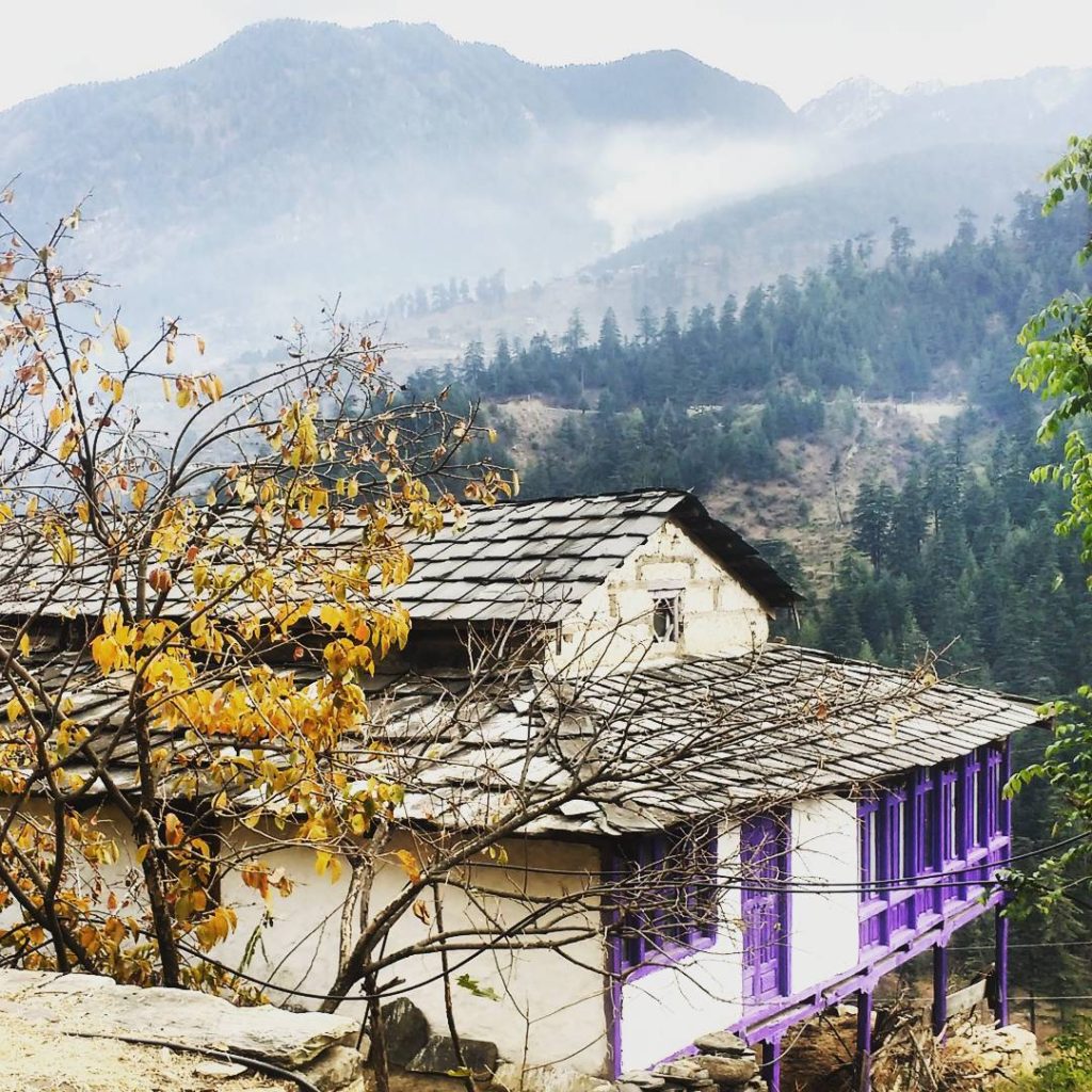 purple hut on Mountains