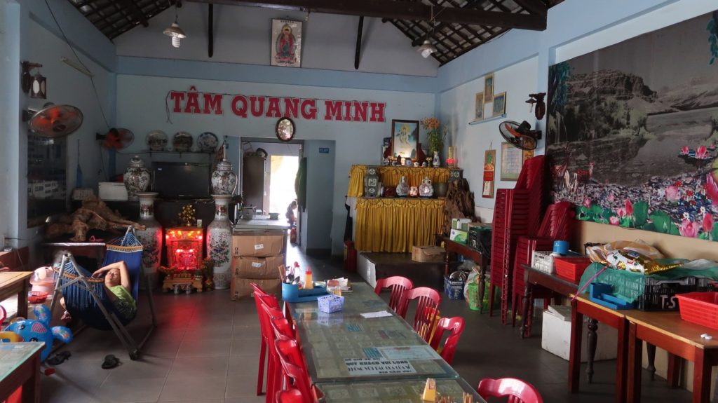 Tam quang minh - vegan restaurant Hoi An